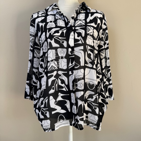 Alfred Dunner shoes purses accessories novelty print button down blouse 10 - Picture 2 of 11